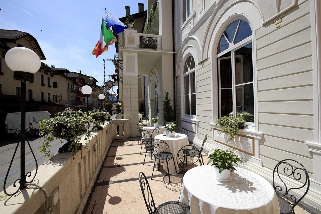 Hotel Croce Bianca 3*